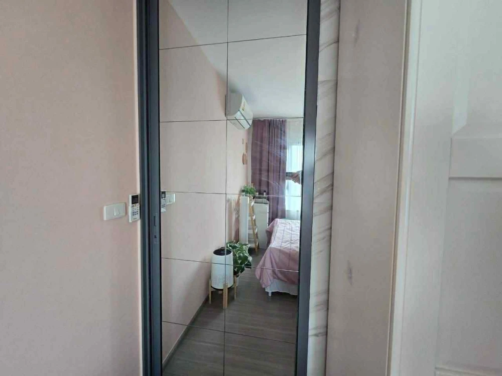 For sale or rent: Aspire Sathorn-Ratchaphruek, beautifully decorated room with a stunning theme, plenty of usable space, fully furnished. Reserve now!
