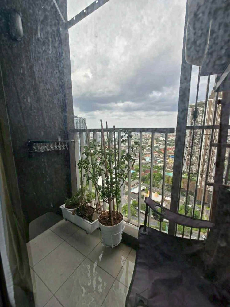 For sale or rent: Aspire Sathorn-Ratchaphruek, beautifully decorated room with a stunning theme, plenty of usable space, fully furnished. Reserve now!