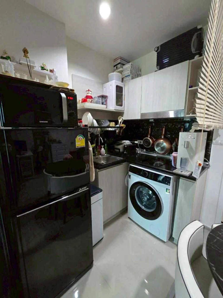 For sale or rent: Aspire Sathorn-Ratchaphruek, beautifully decorated room with a stunning theme, plenty of usable space, fully furnished. Reserve now!