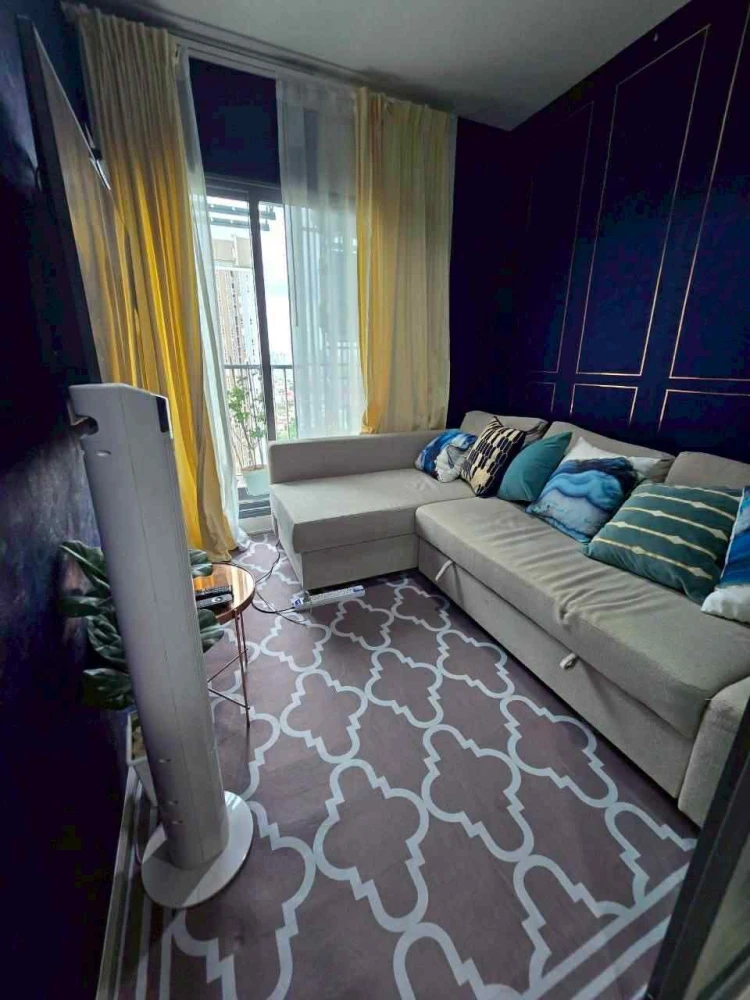For sale or rent: Aspire Sathorn-Ratchaphruek, beautifully decorated room with a stunning theme, plenty of usable space, fully furnished. Reserve now!