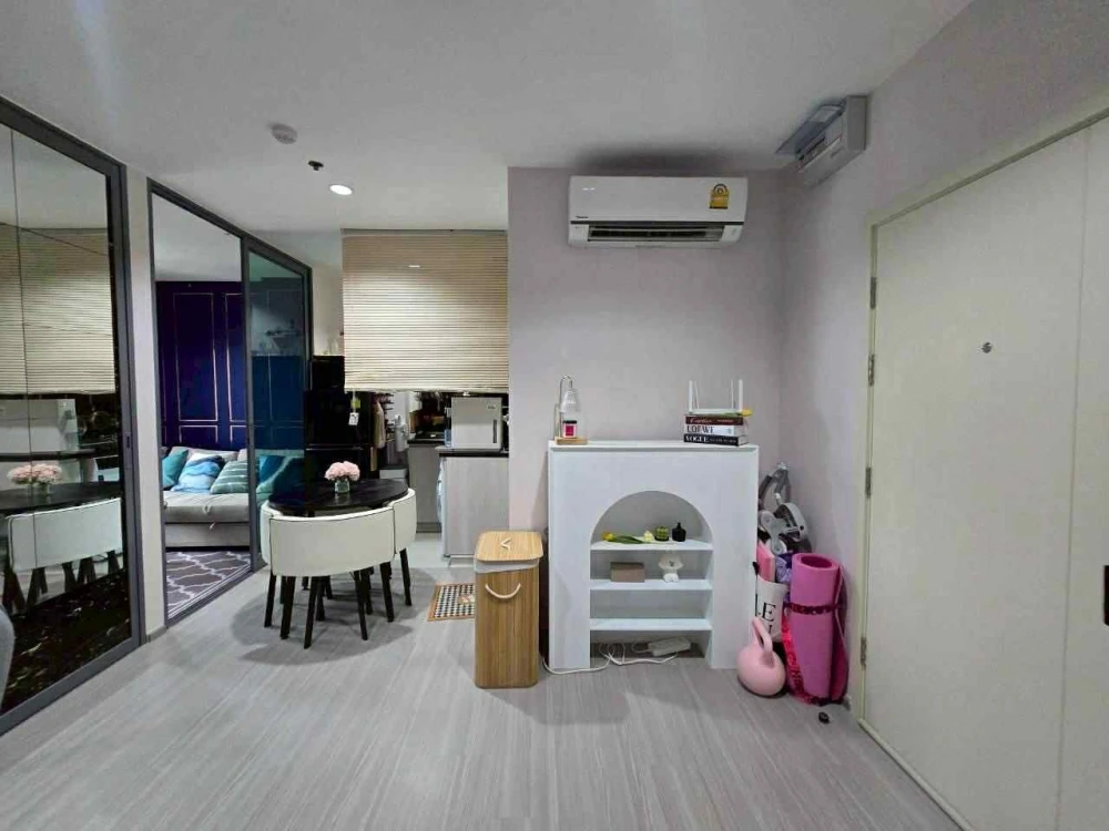 For sale or rent: Aspire Sathorn-Ratchaphruek, beautifully decorated room with a stunning theme, plenty of usable space, fully furnished. Reserve now!