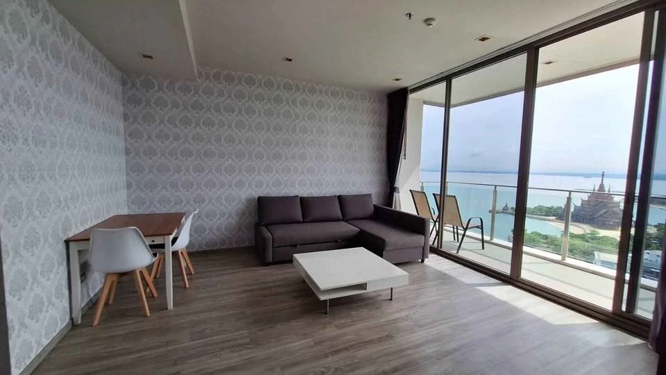 For sale or rent at Baan Plai Haad. Spacious rooms with plenty of usable space, high-quality wallpaper, and beautiful, unblocked views. Book now!