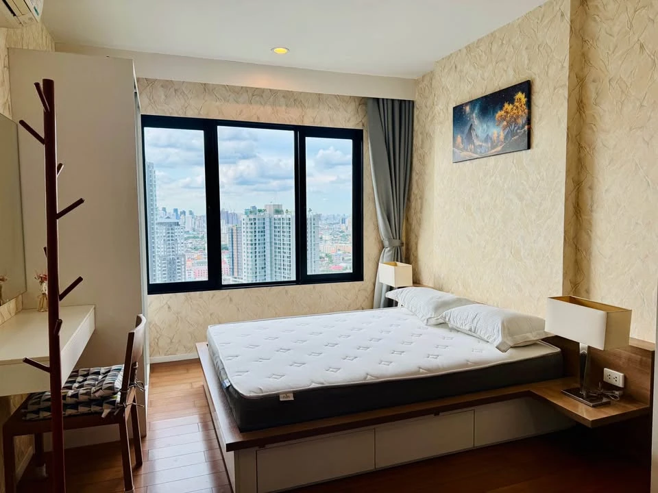 For sale or rent: Blocs 77, high floor (27), beautiful canal view, quiet, natural atmosphere, good breeze, not too hot, comfortable living, reserve no