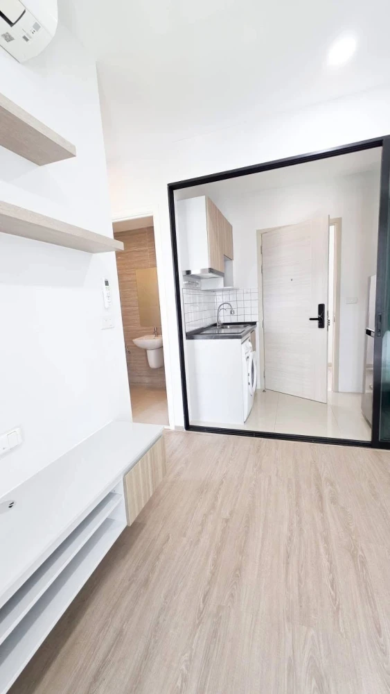 For sale, for rent BROMPTON Pet Friendly Sukhumvit 107, corner room with privacy, comes with complete facilities, hurry and book now.