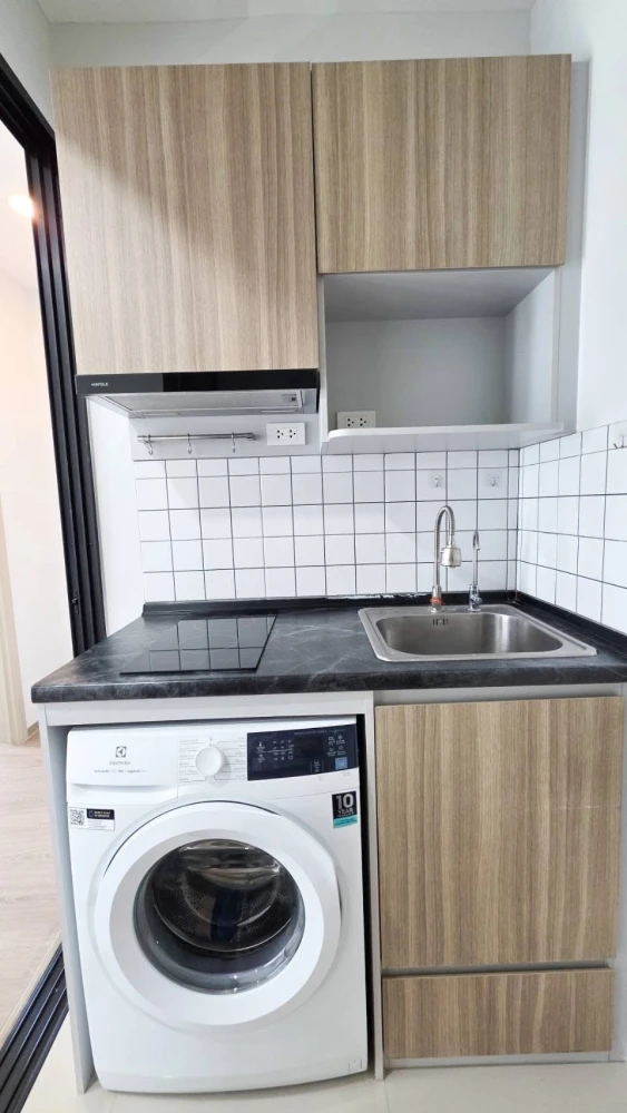 For sale, for rent BROMPTON Pet Friendly Sukhumvit 107, corner room with privacy, comes with complete facilities, hurry and book now.