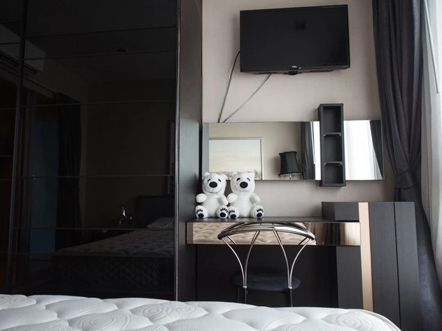 For sale or rent: Casa Condo Ratchada-Ratchaphruek, a lovely room, beautifully decorated in a cool tone, fully furnished. Reserve now!