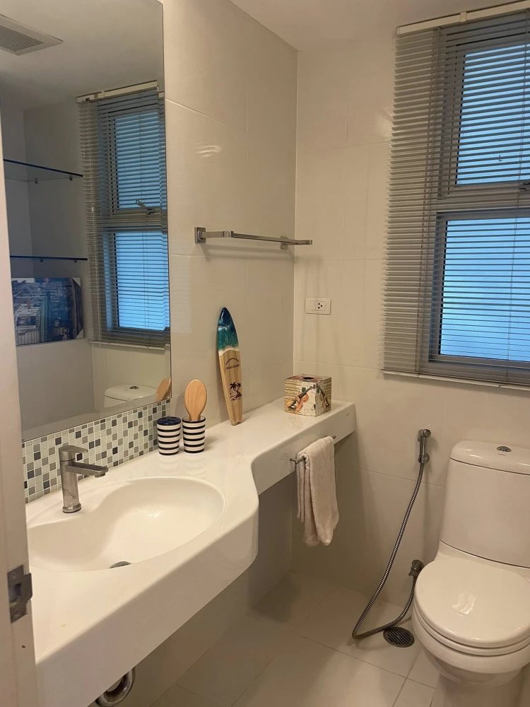 For sale or rent: Centric Scene Ratchavipha, 10th floor, corner unit, unobstructed city view, good ventilation, cool and comfortable, ready to move in