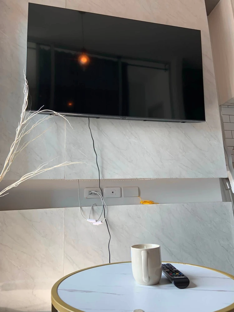 For Sale/Rent: Chapter One Shine Bang Pho. Beautifully decorated unit with a warm, inviting atmosphere. Located in a private zone; a corner unit with