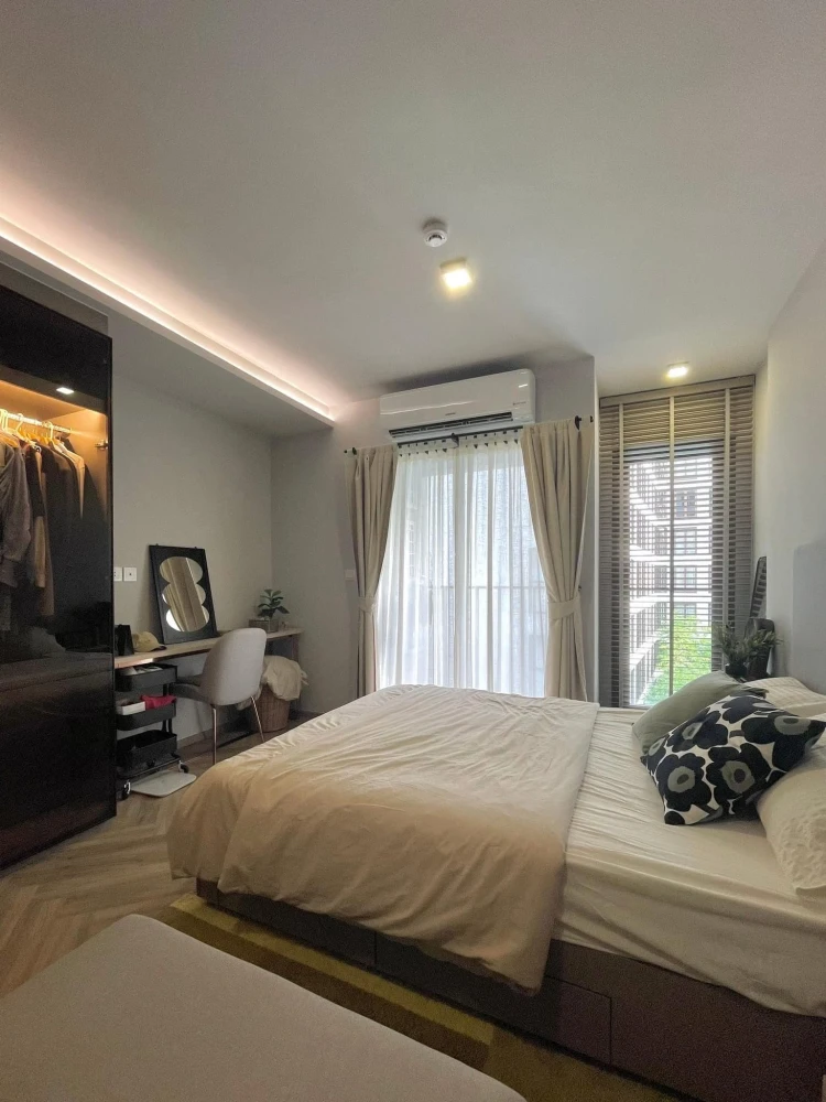 For sale, for rent: Chapter Thonglor 25, beautifully decorated room, complete with furniture and electrical appliances, just come and move in.