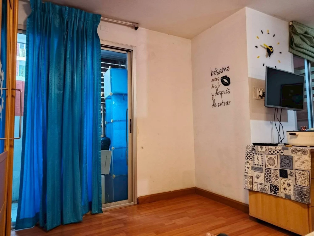 For sale or rent: Chateau in town Ratchada 13, studio unit, 34 sq m, pool floor. Book now!