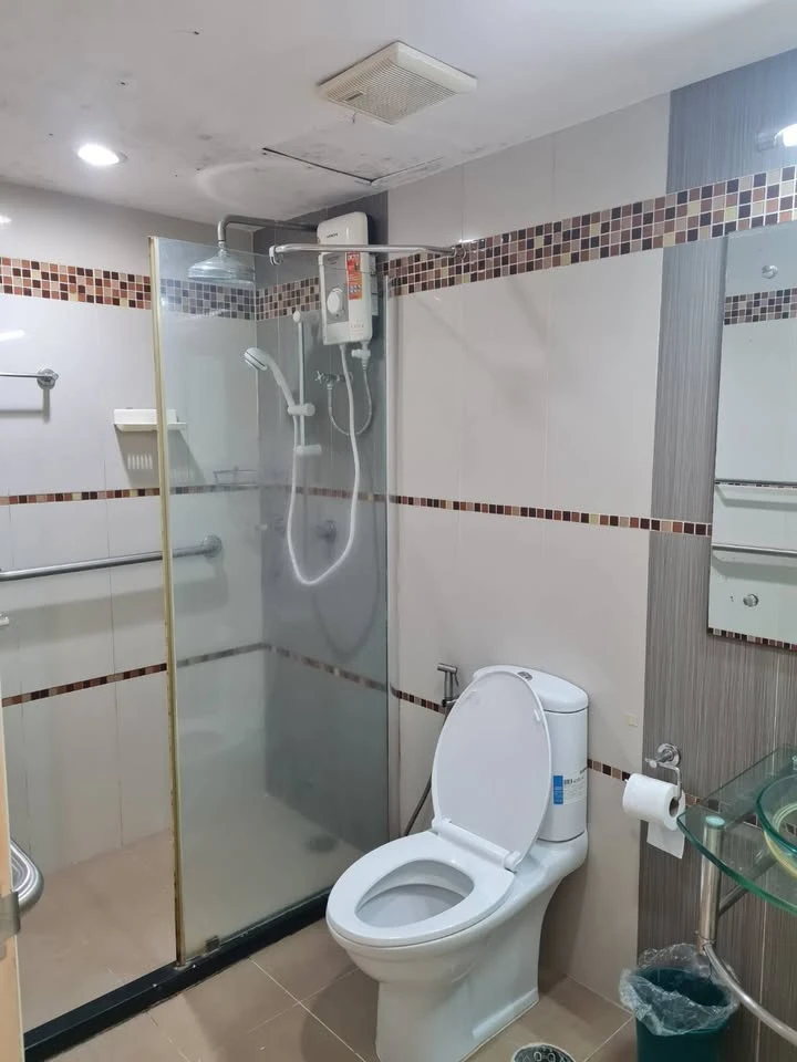 For sale, for rent: Chateau In Town Ratchada 17, very beautiful room with large built-in wardrobe, comfortable and not cramped, must reserve.