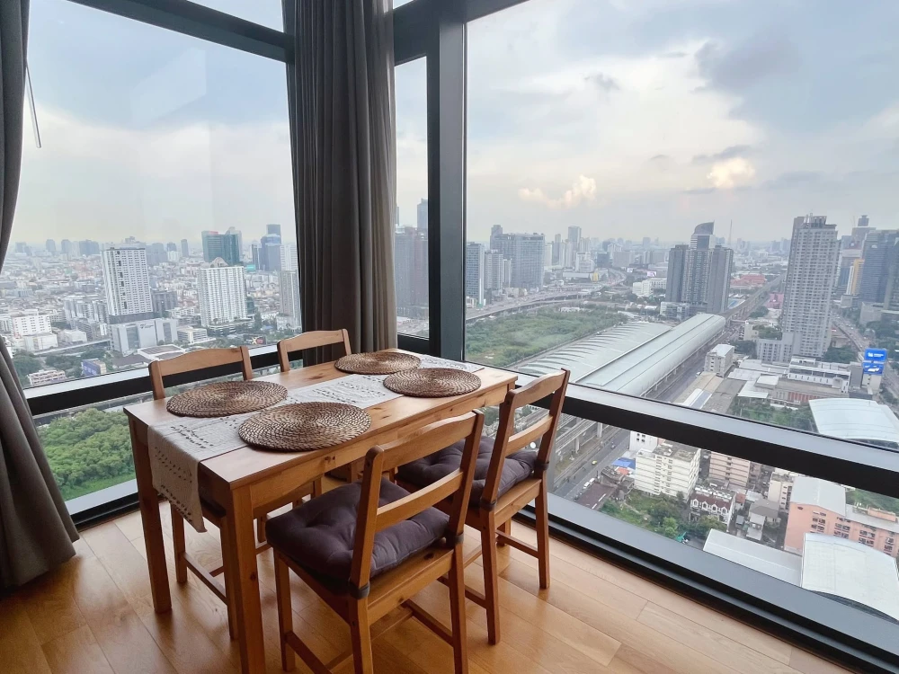 For Sale/Rent: Circle 2 Living Prototype. Features city views, full furnishing, and spacious living area; ready for immediate move-in.