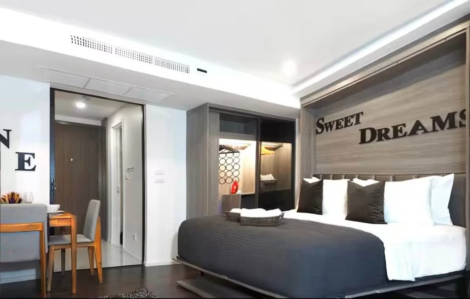 For sale or rent: Circle rein Sukhumvit 12, an 8-story low-rise building with built-in furniture. Reserve now!