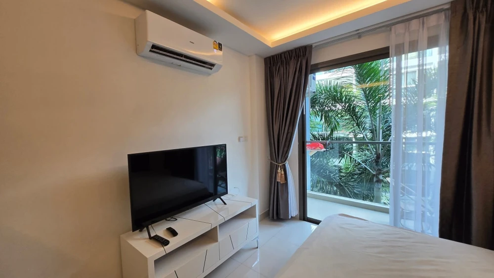 For sale or rent: Club Royal Wongamat Studio room, fully furnished and equipped, just bring your bags and move in!