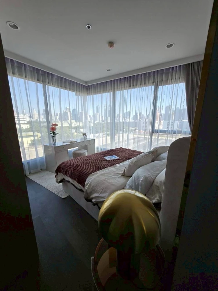 For sale or rent: COCO PARC, 9th floor, beautiful unit with complete furnishings. Book now!
