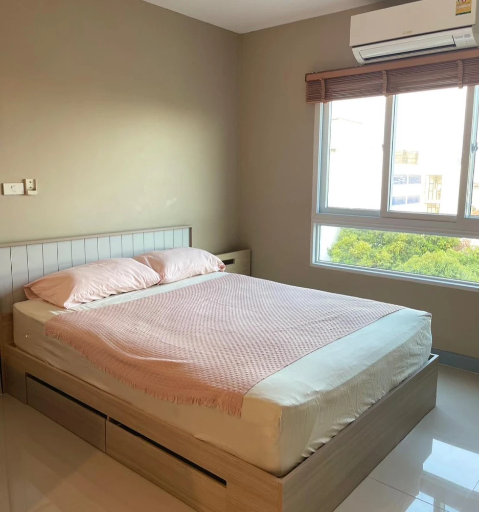 For sale, for rent Condo Lazio Sriyan, ready to move in, complete facilities, if you don't reserve, you'll regret it.