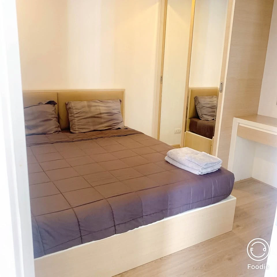 For sale, for rent Condo Sonrisa, spacious room, lots of usable space, comes with complete furniture, beautiful sea view, reserve now.