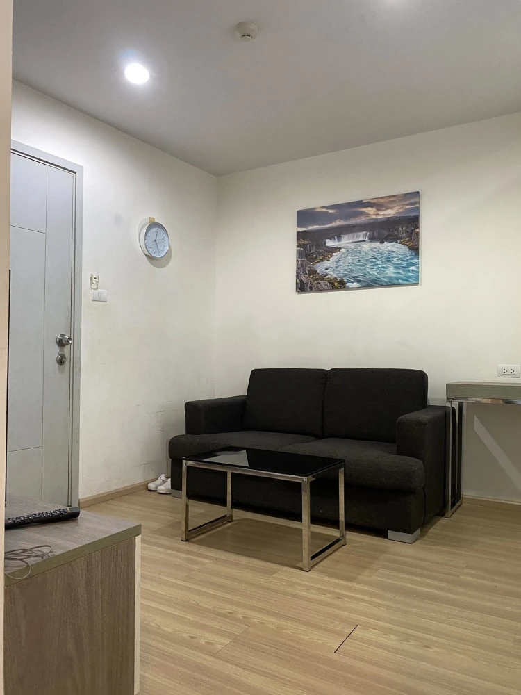 For sale, for rent Condo The Grass Pattaya, a nice room, comes with a complete set of furniture, just bring your bags and move in.