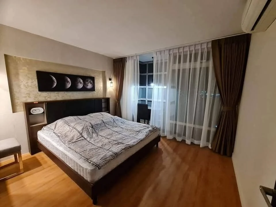 Condo for sale or rent: The Riviera Jomtien Pattaya. Large, comfortable room. Plenty of living space. Convenient and complete in one place. Reserve no