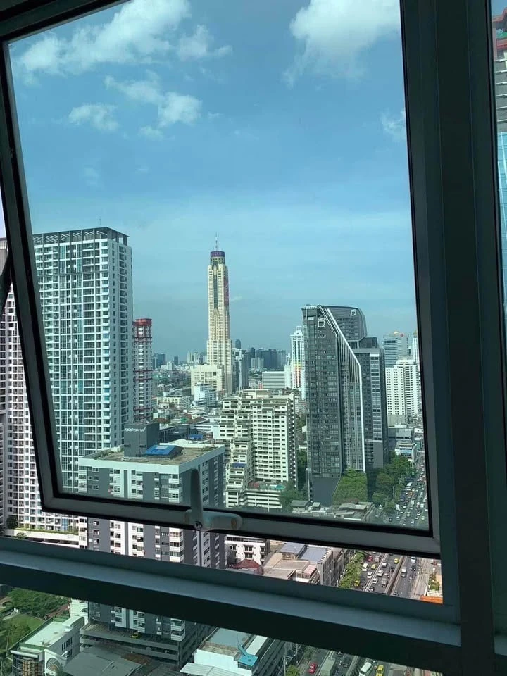 ขาย ให้เช่า Condolette Ize ราชเทวี ห้องหัวมุม ติดสวน ชั้นสูง วิวเมืองฝั่งพารากอน รีบมาจองเลย