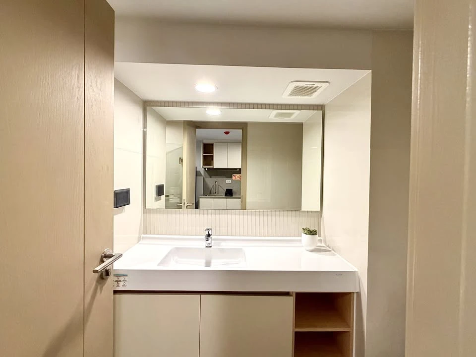 For sale or rent: Culture Chula, north-facing, open and airy view, overlooking Chamchuri Square building. Private room location, quiet, not crowded. R