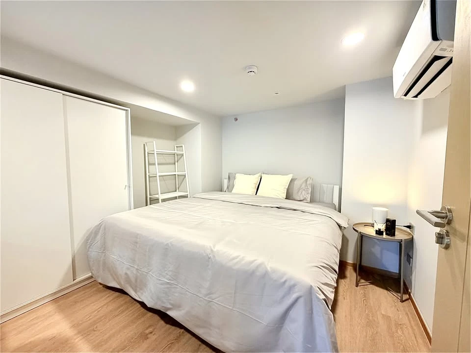 For sale or rent: Culture Chula, north-facing, open and airy view, overlooking Chamchuri Square building. Private room location, quiet, not crowded. R