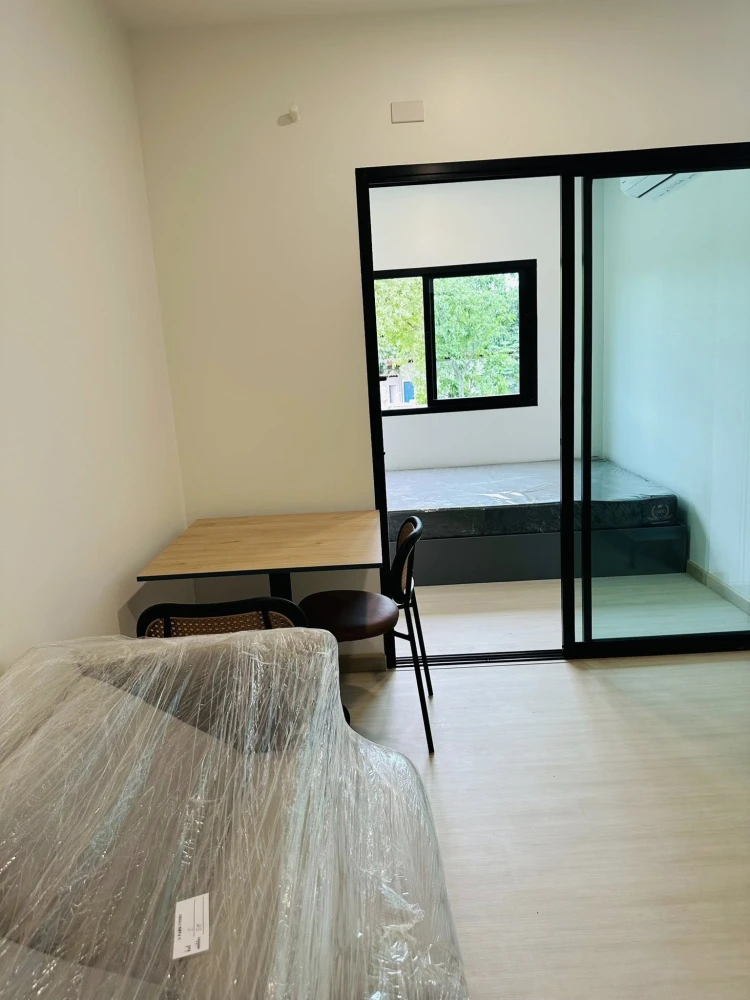 For sale, for rent, D Park Condo Suansear - Sriracha, corner room, not crowded, comes with complete furniture, good like this, don't miss it.