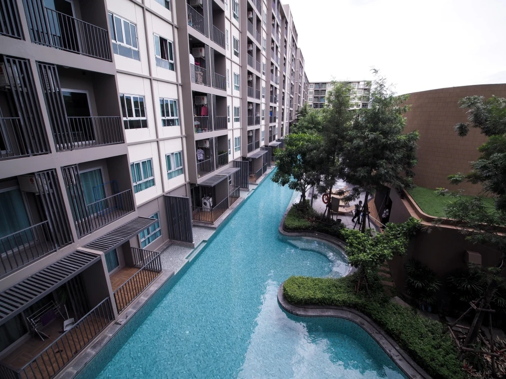For sale, for rent, dcondo Bliss Sriracha, ready to move in, complete facilities, hurry and reserve now.