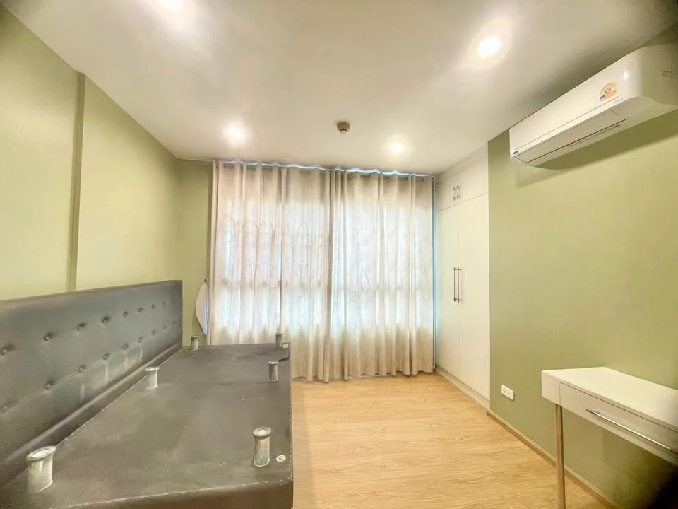 For sale or rent: DCondo Rattanathibet, 1 bedroom, 1 bathroom, fully furnished with complete amenities. Book now!