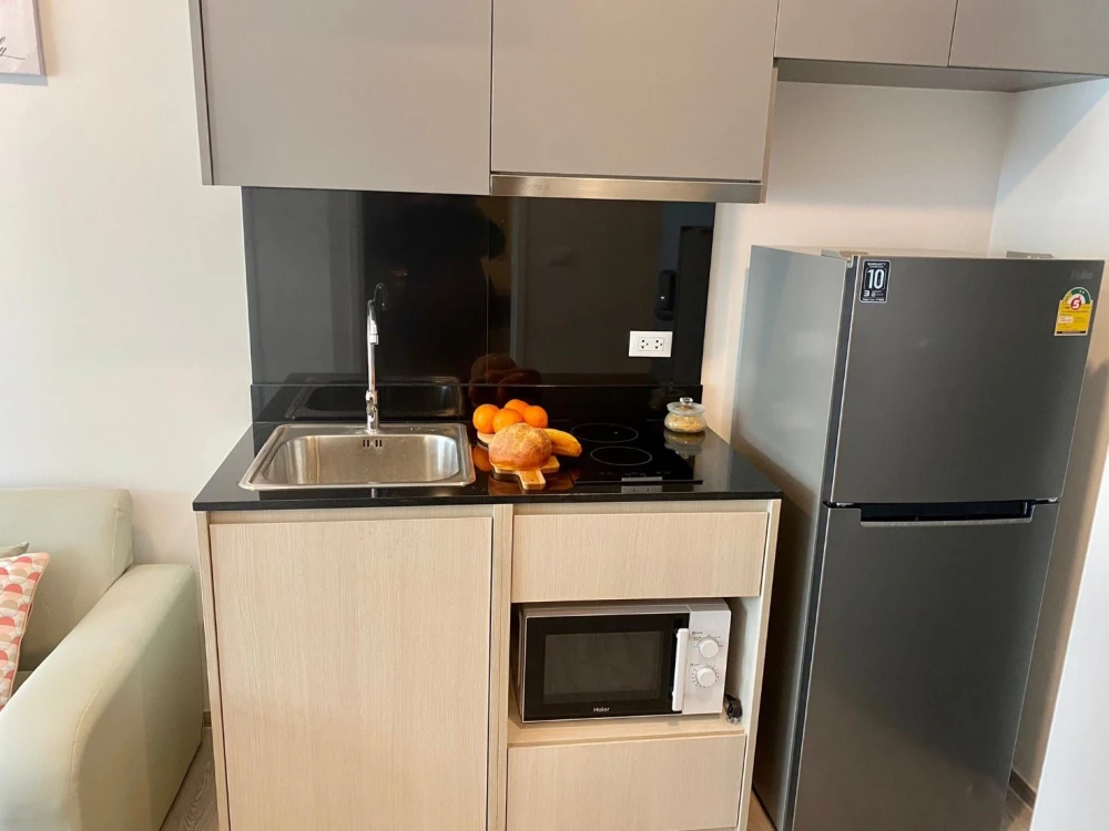 For sale or rent: Dolce Lasalle, 5th floor, 26 sq m unit, fully furnished and ready to move in.