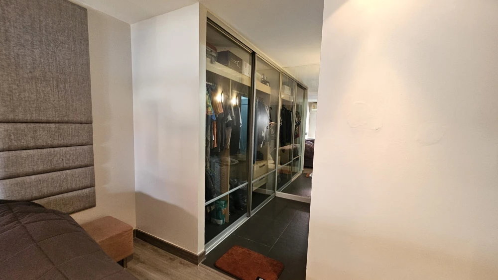 For sale or rent: Family Park Ladprao 48, a lovely room with a built-in headboard and fully furnished. Don't miss out!