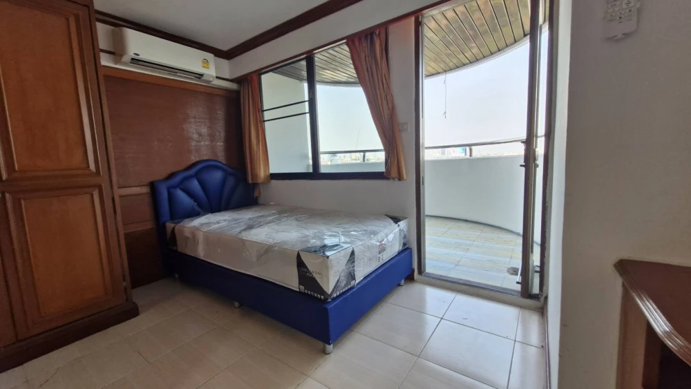 For sale, for rent, Flora ville, corner room, long balcony, 3 bedrooms, 3 bathrooms, beautiful city view, large room like being at home, don't miss it