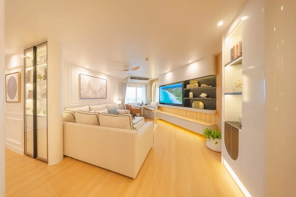 For sale or rent: Fortune Condo Town, 11th floor, city view, beautifully and flawlessly decorated. Don't miss out!