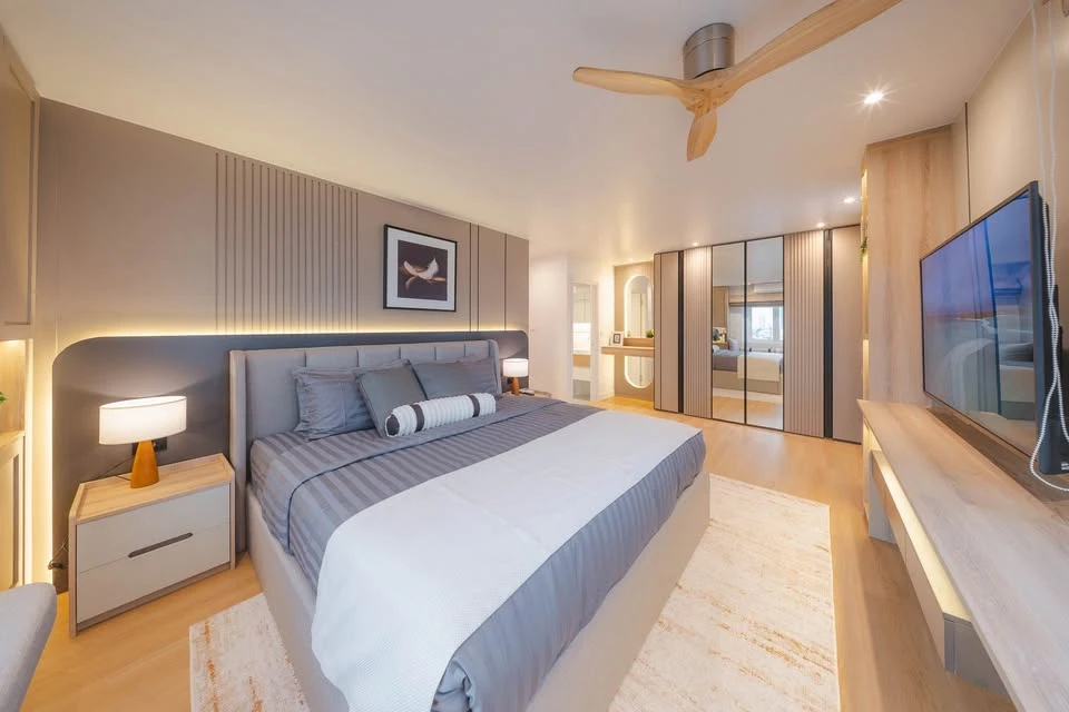 For sale or rent: Fortune Condo Town, 11th floor, city view, beautifully and flawlessly decorated. Don't miss out!