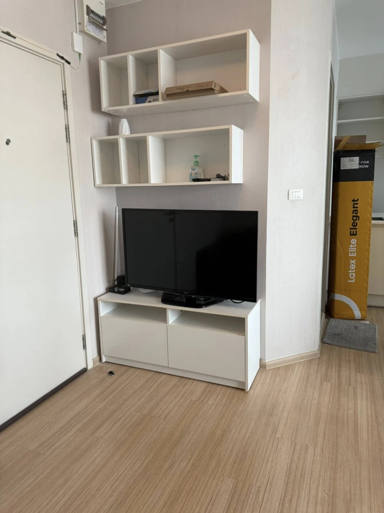 For sale, for rent, Fuse Sense Bangkae, studio room, good location, fully furnished, just bring your bags and move in.
