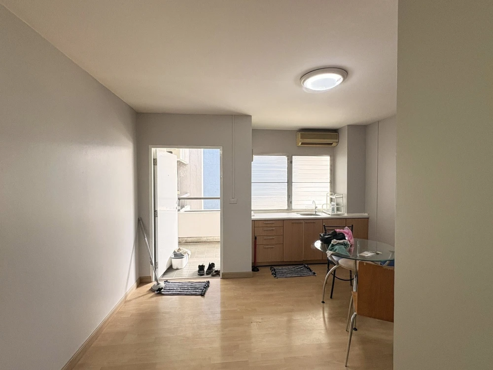 For sale or rent: Garden Court, 7th floor, comfortable unit with complete furniture and amenities. Book now!