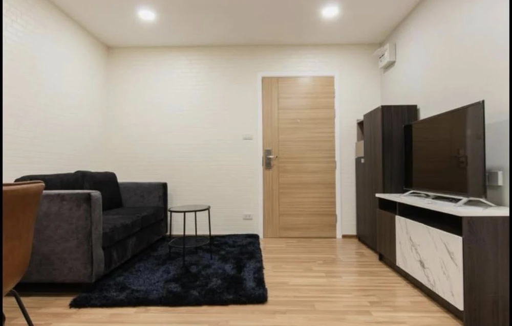 For sale or rent: Green Ville Sukhumvit 101, a lovely room with complete furniture and amenities. Don't miss out on this great deal!