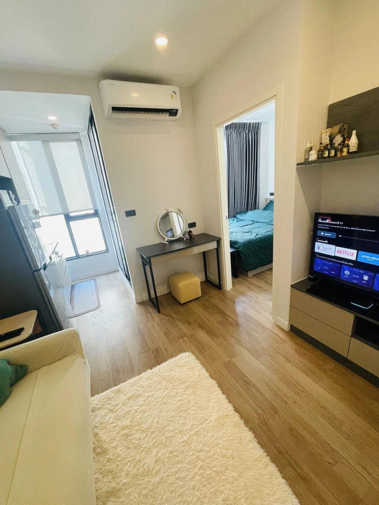 For sale or rent: Groove Ratchada-Rama 9. 1 bedroom, 1 bathroom. Great location, convenient transportation. Don't miss out!