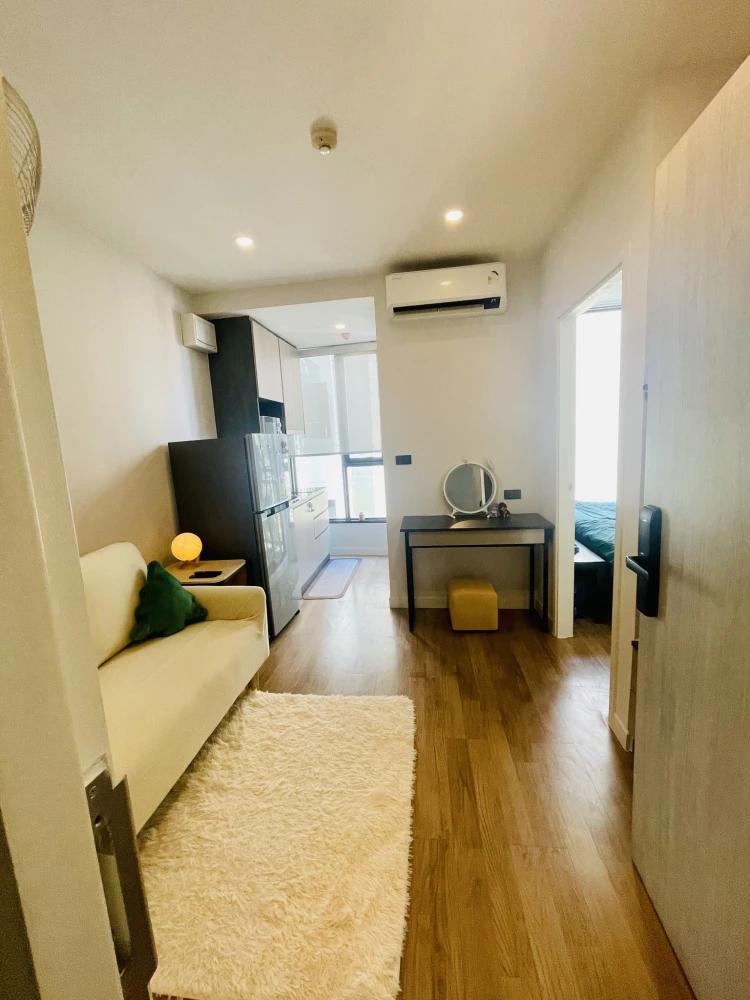 For sale or rent: Groove Ratchada-Rama 9. 1 bedroom, 1 bathroom. Great location, convenient transportation. Don't miss out!