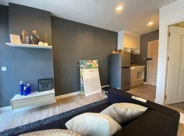 For sale or rent: H2 Ramintra 21, 2 bedrooms, 2 bathrooms, spacious living area, convenient transportation. Book now!