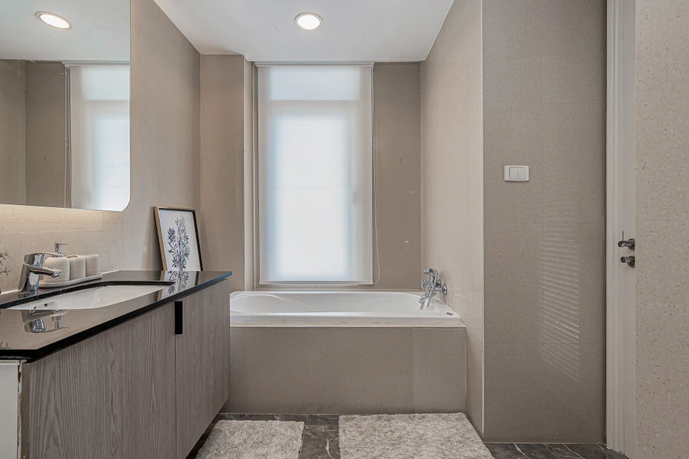 For sale or rent: Hampton Thonglor 10, open and airy views from every room, fully furnished and ready to move in by a professional interior design tea