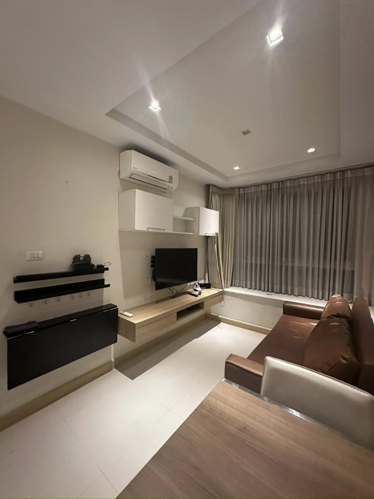 For sale or rent: Happy Condo Ladprao 101, a lovely room on the 2nd floor, with plenty of usable space and complete amenities. Don't miss out!