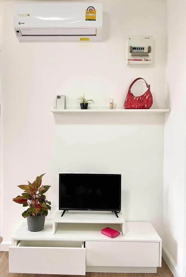 For sale or rent: Icondo Salaya 2, 7th floor, with an open-air pool view, receiving good water energy according to Feng Shui principles. Come reserve