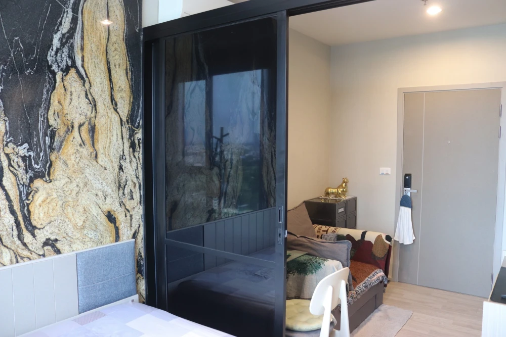 For sale, for rent, Ideo Mobi Sukhumvit East Point, 20th floor, nice room, fully furnished, book now, don't miss out.
