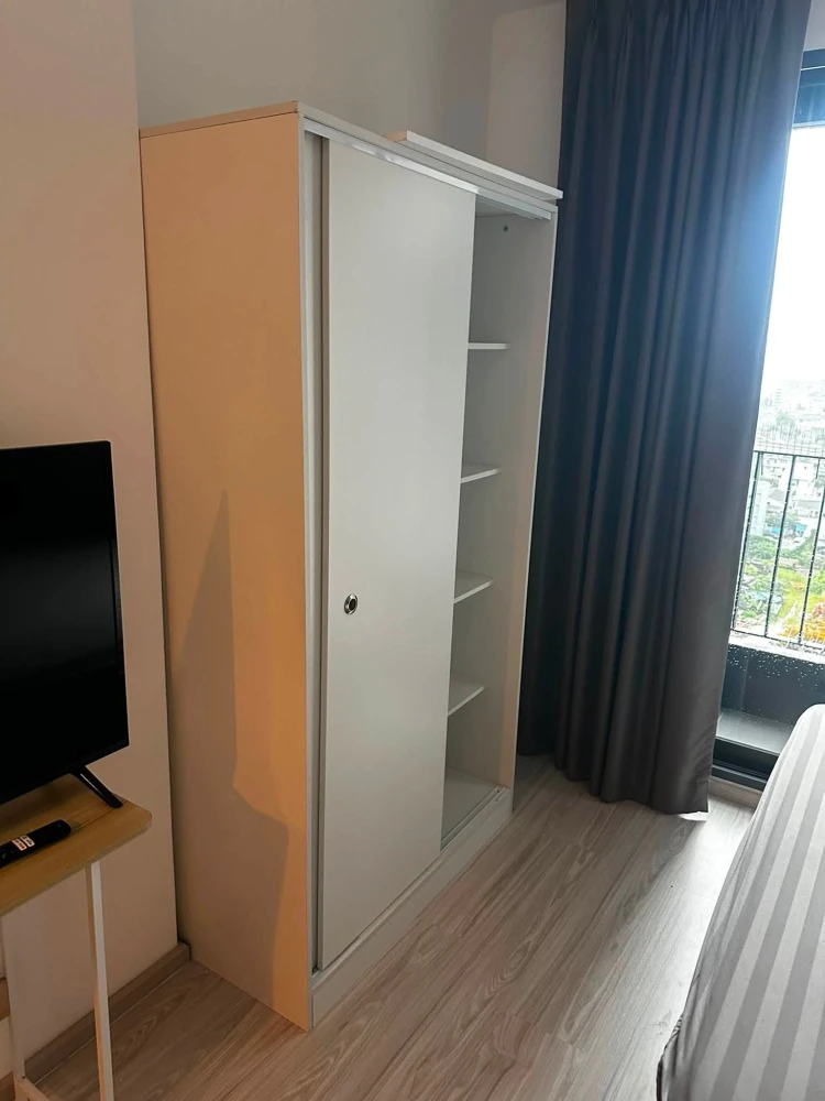 For sale or rent: Ideo Mobi Wongsawang-Interchange. A comfortable room in a great location with complete amenities. Don't miss out!