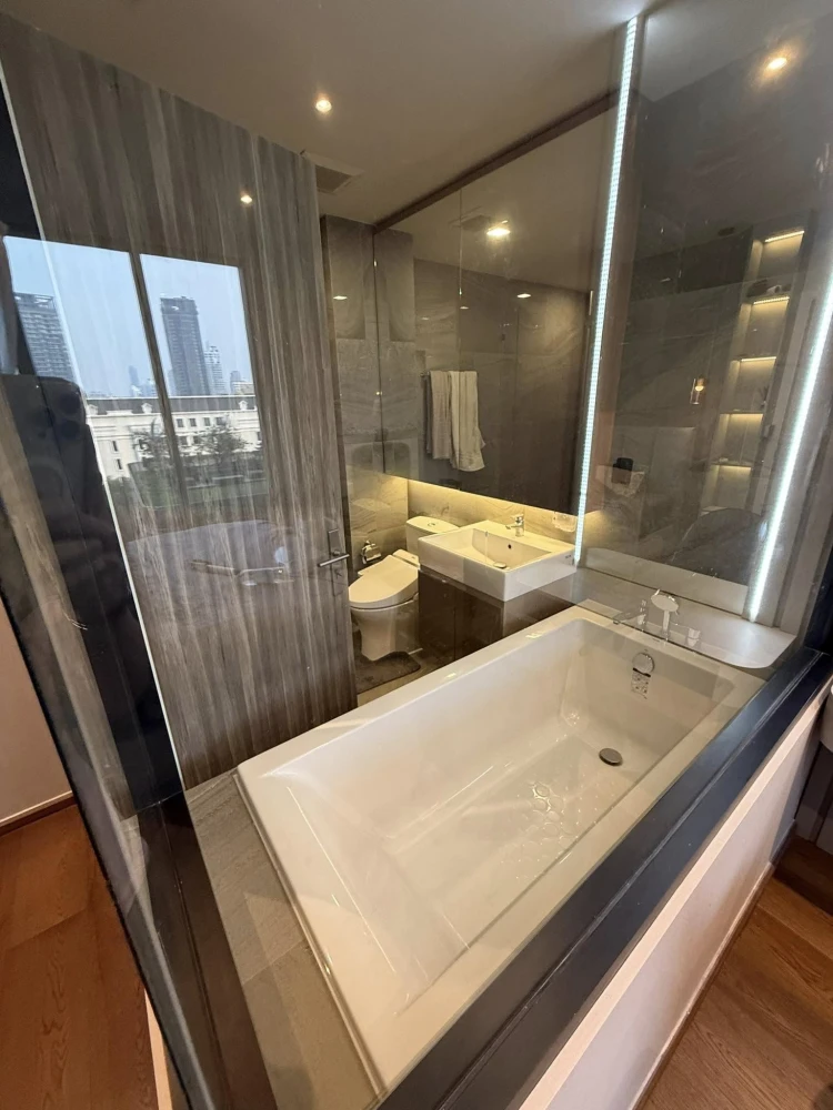 For sale, for rent, ideo q sukhumvit 36, decorated room, built-in work throughout the room, corner room, private building, book first, get it first.