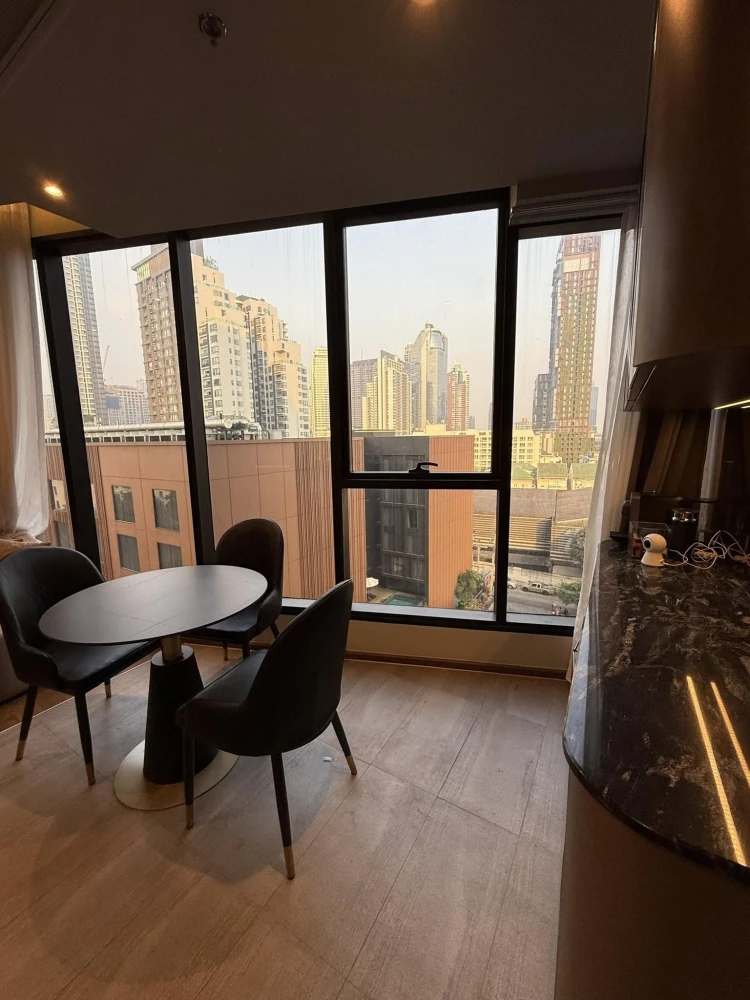 For sale, for rent, ideo q sukhumvit 36, decorated room, built-in work throughout the room, corner room, private building, book first, get it first.
