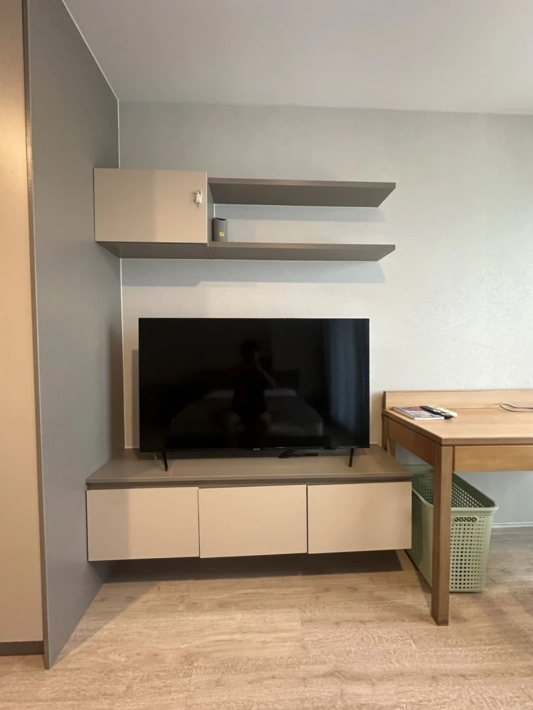 For sale/rent Ideo sathorn wongwian yai, very beautiful room, 17th floor, city view, very good atmosphere. The room is ready. Hurry up.