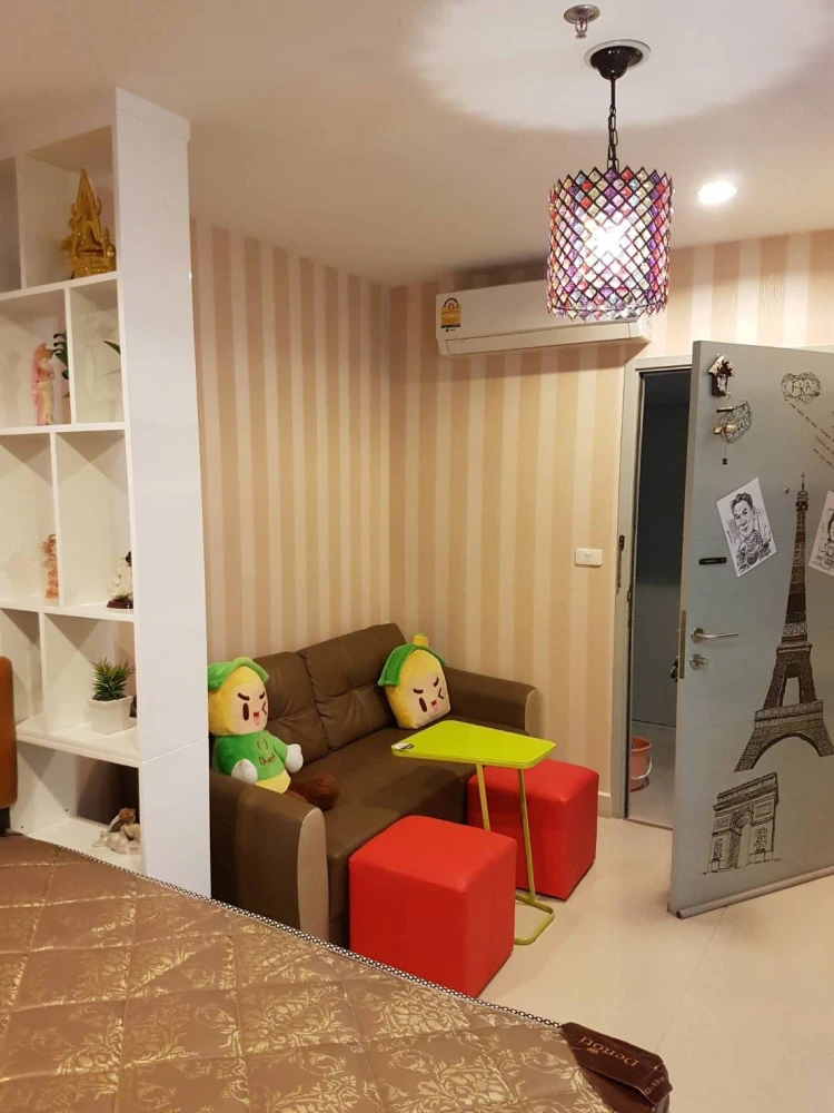 For sale or rent: Ideo Wutthakat, built-in decoration, granite floor, north facing, not hot, not next to the garbage room, must arrange.