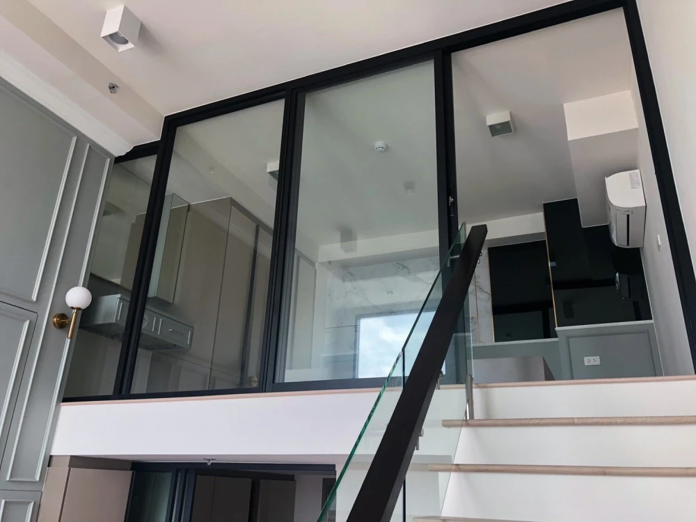 For sale, for rent, Ideo Sathorn-Wongwian Yai, 2-storey duplex room, fully furnished, ready to move in, well-built-in, hurry and reserve now, don't mi